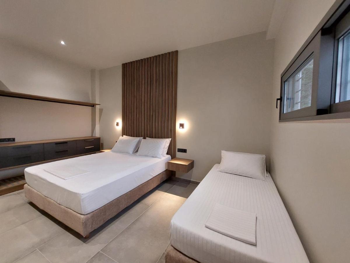 Rea'S Luxury Apartments Stoupa Ngoại thất bức ảnh