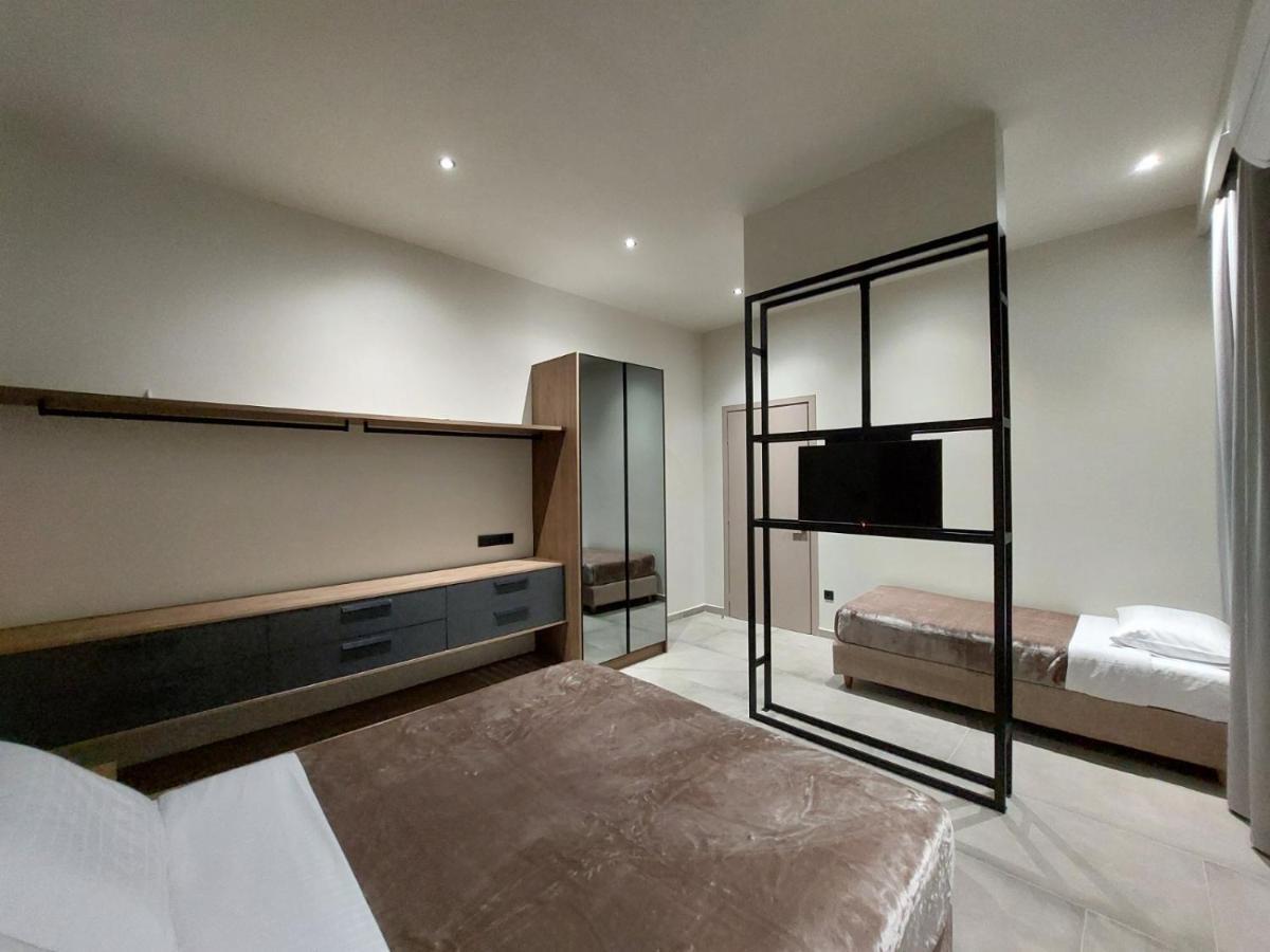 Rea'S Luxury Apartments Stoupa Ngoại thất bức ảnh