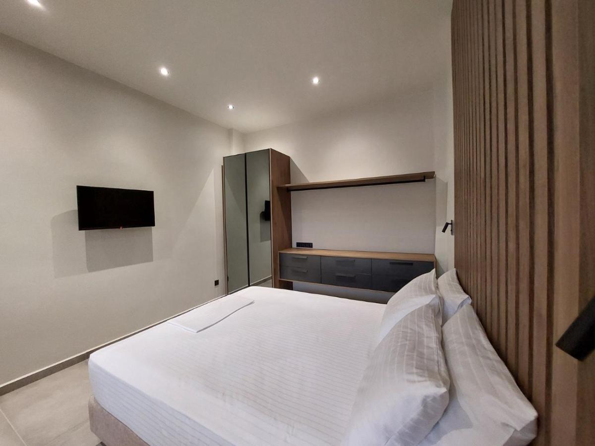 Rea'S Luxury Apartments Stoupa Ngoại thất bức ảnh