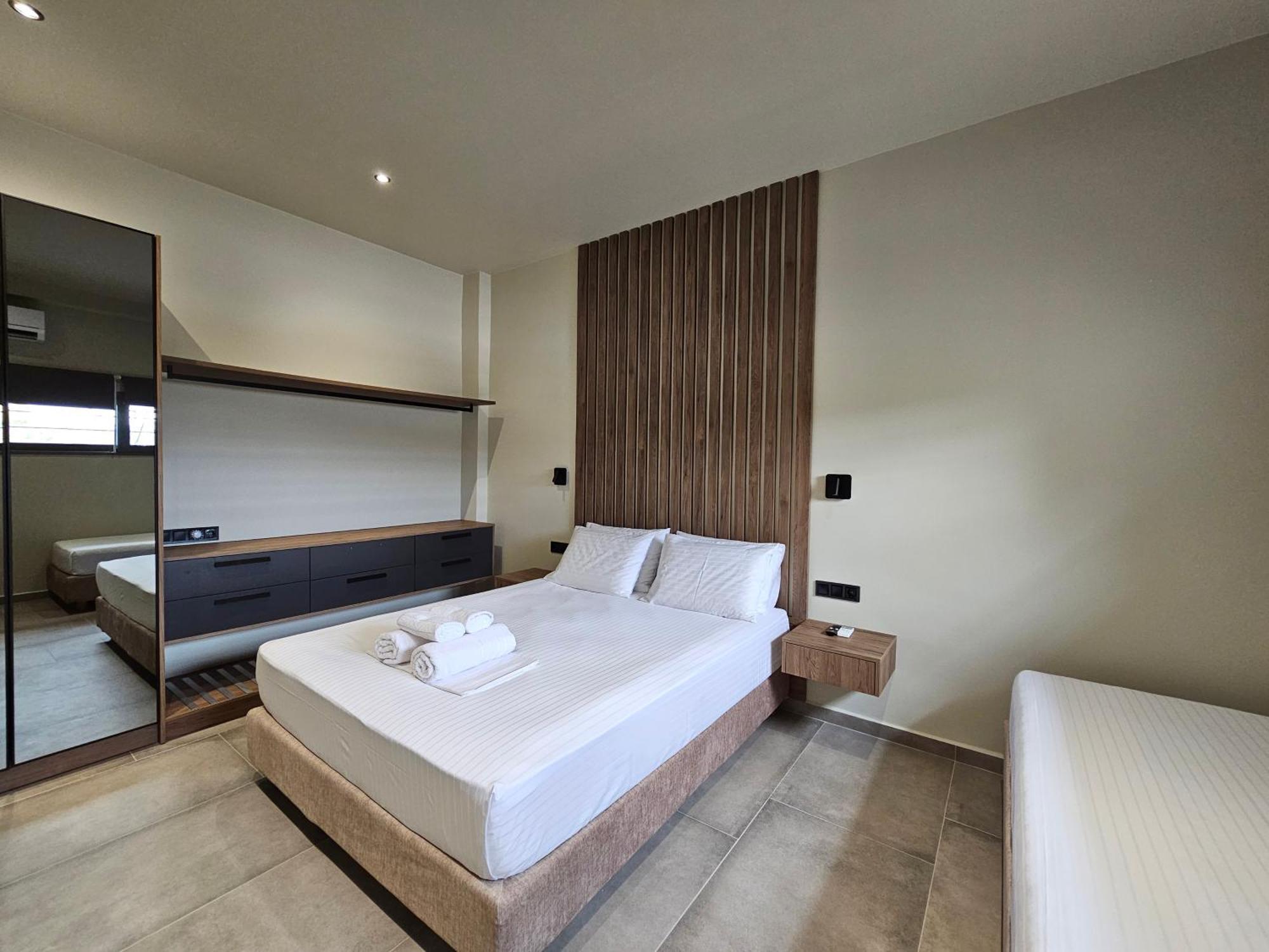 Rea'S Luxury Apartments Stoupa Ngoại thất bức ảnh
