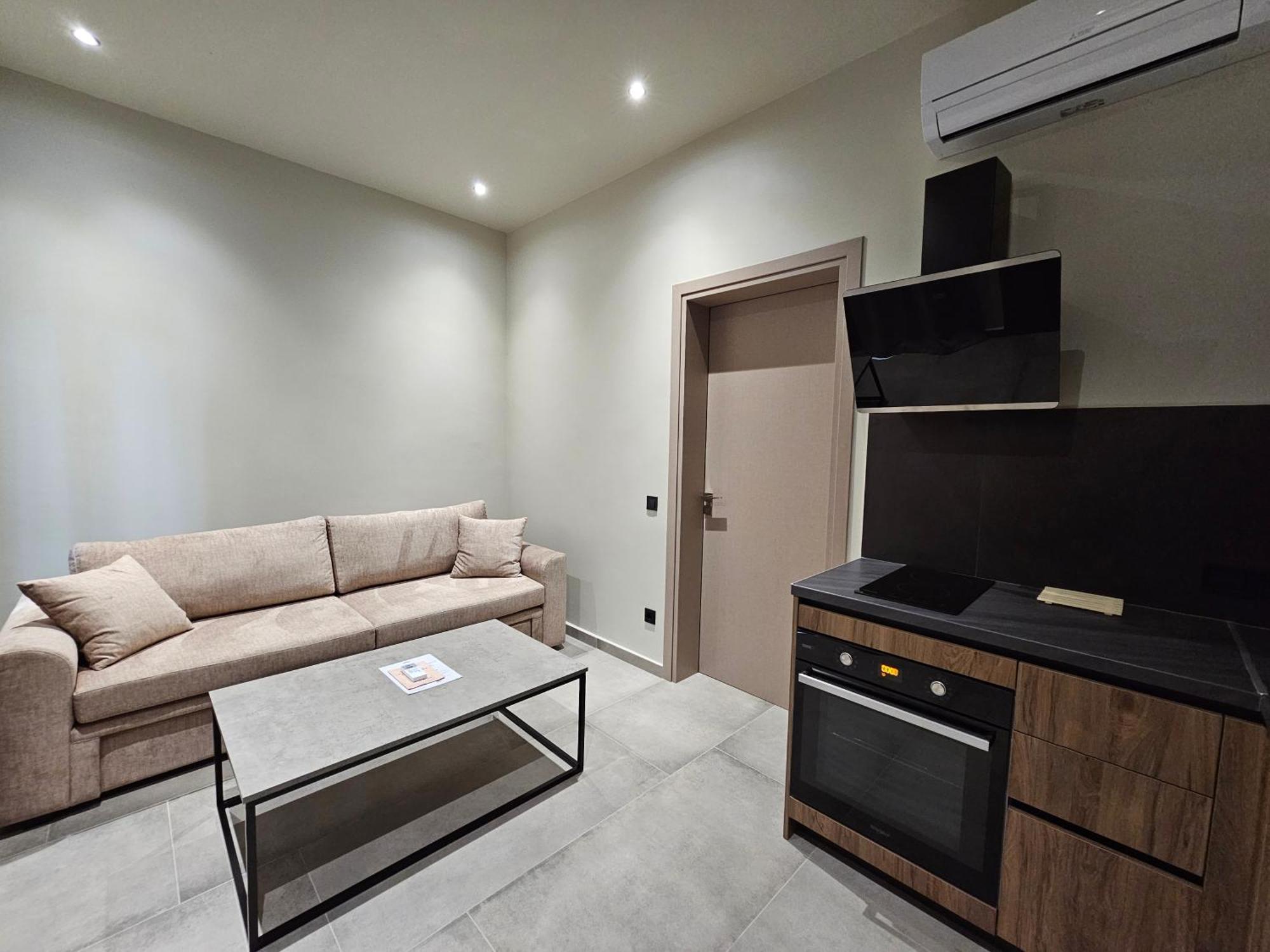 Rea'S Luxury Apartments Stoupa Ngoại thất bức ảnh