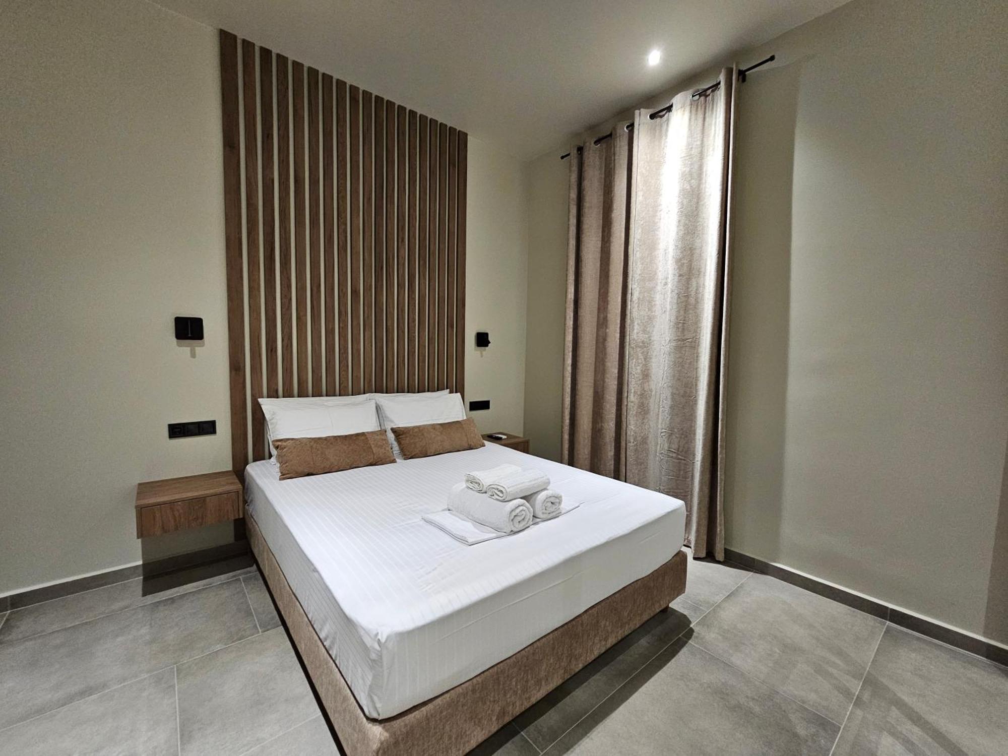 Rea'S Luxury Apartments Stoupa Ngoại thất bức ảnh