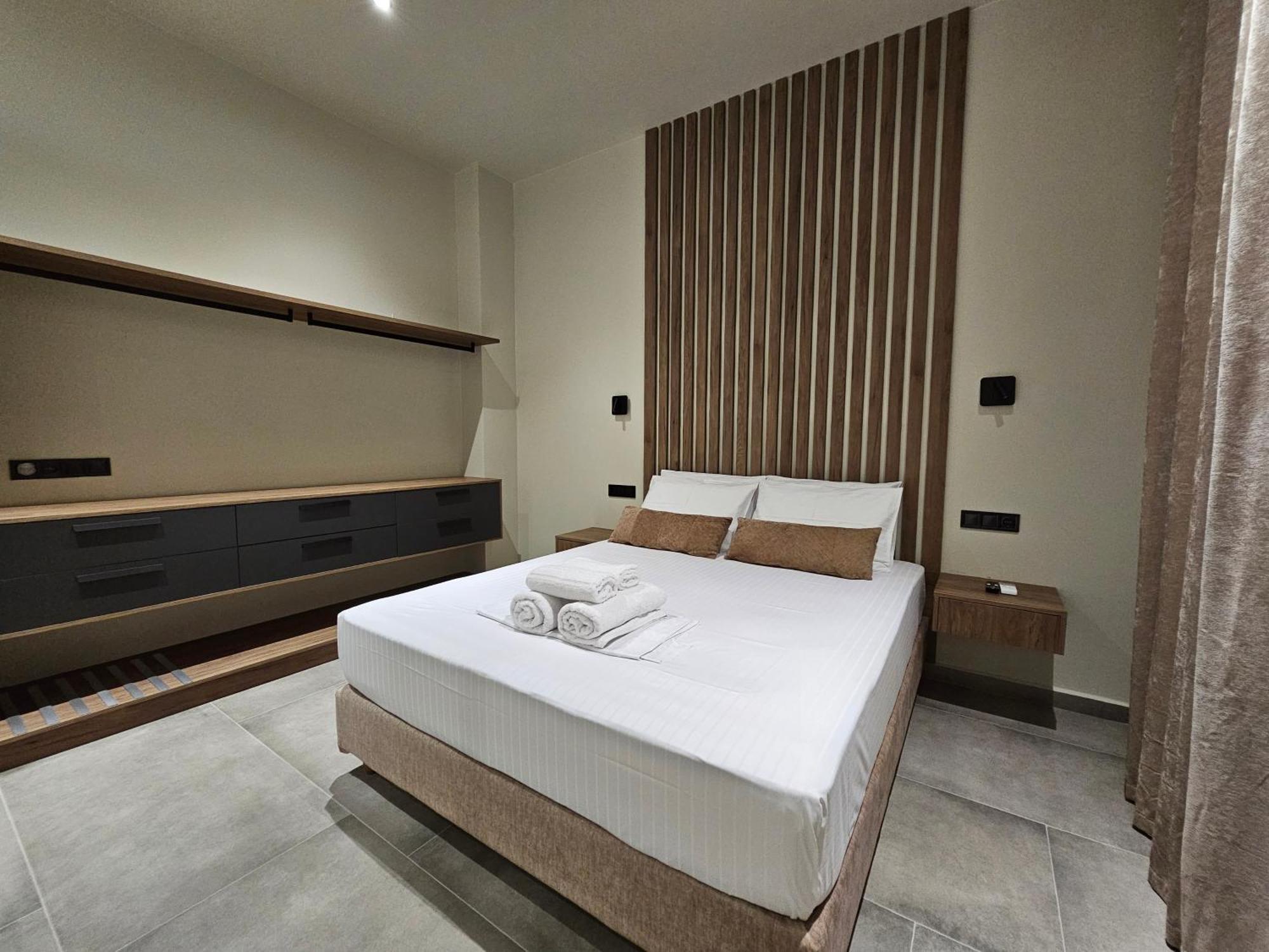Rea'S Luxury Apartments Stoupa Ngoại thất bức ảnh