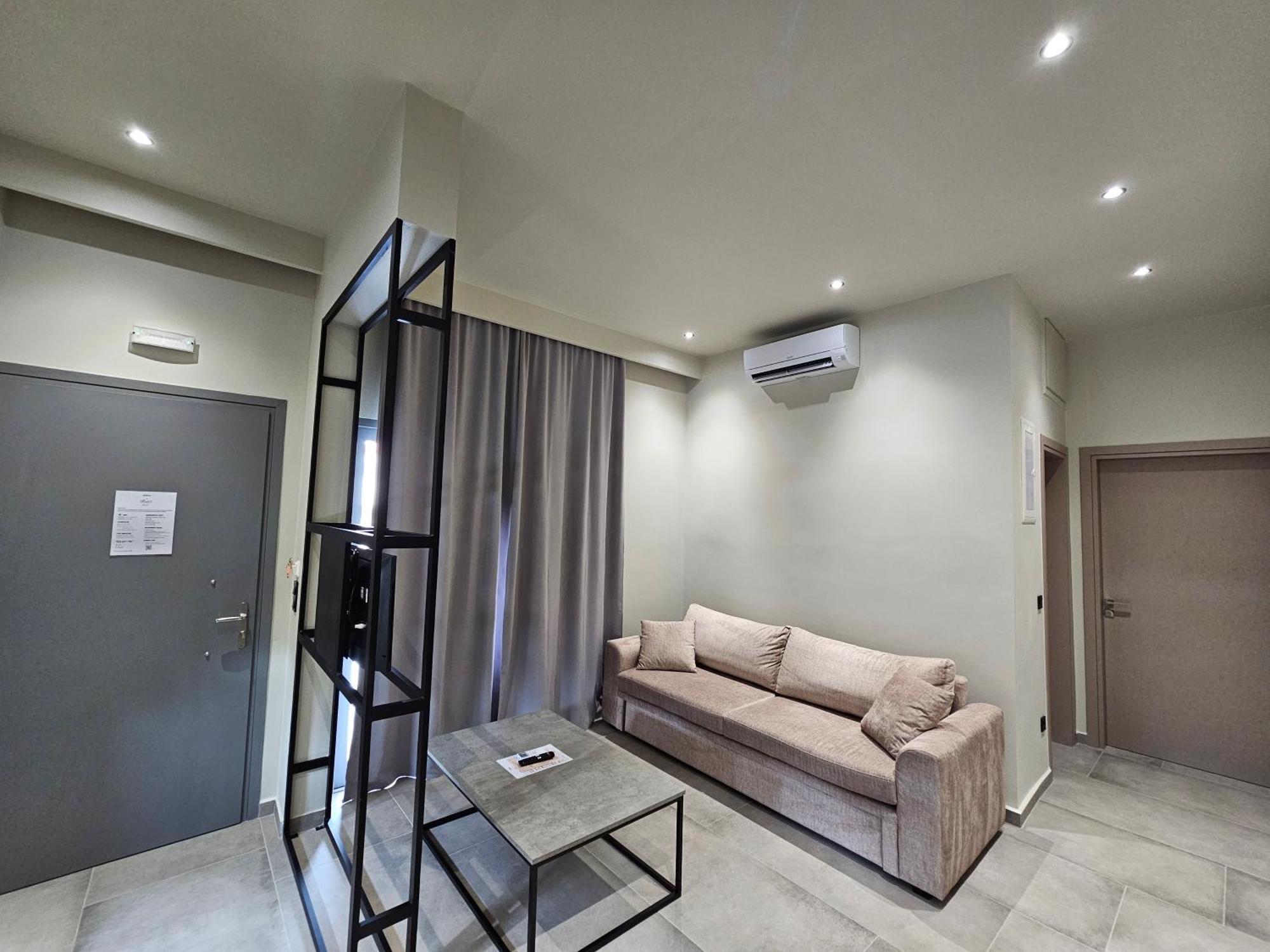 Rea'S Luxury Apartments Stoupa Ngoại thất bức ảnh