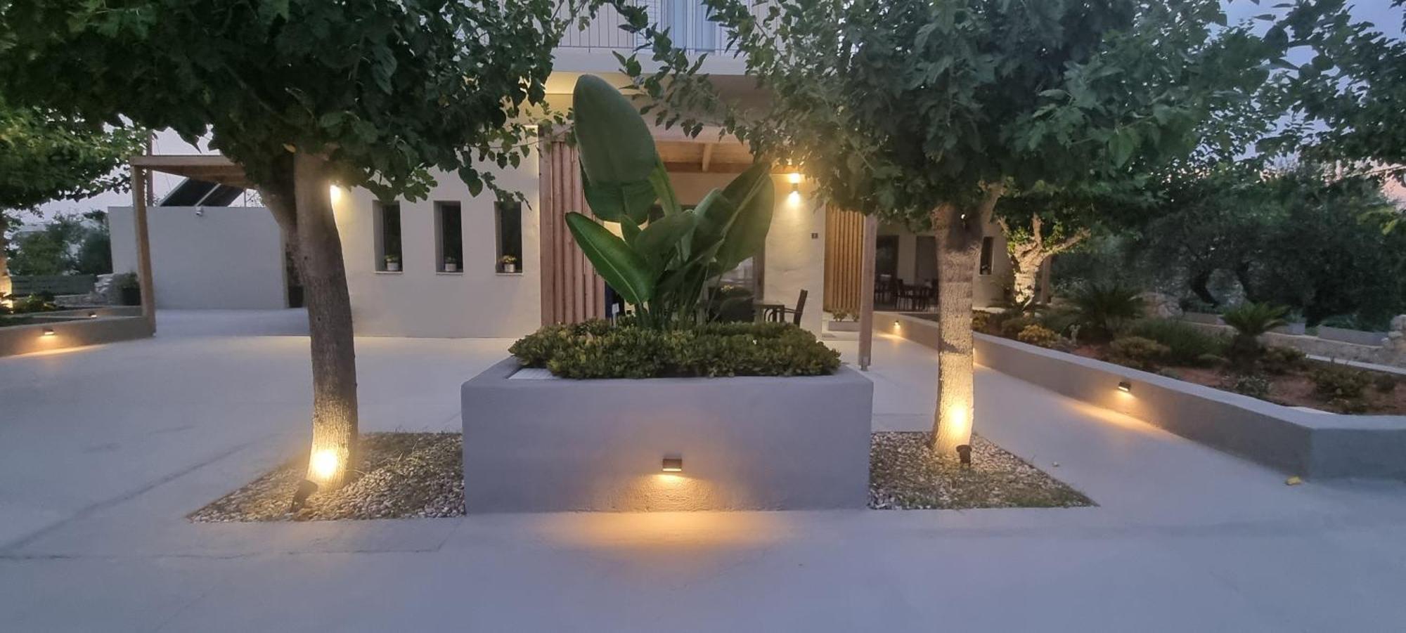 Rea'S Luxury Apartments Stoupa Ngoại thất bức ảnh